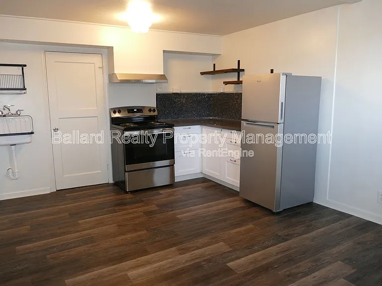 171 Boston St #A — Photo 5