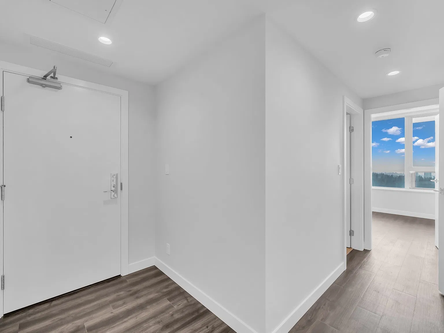 2 bed, 962 sqft, $3,195 — Photo 3