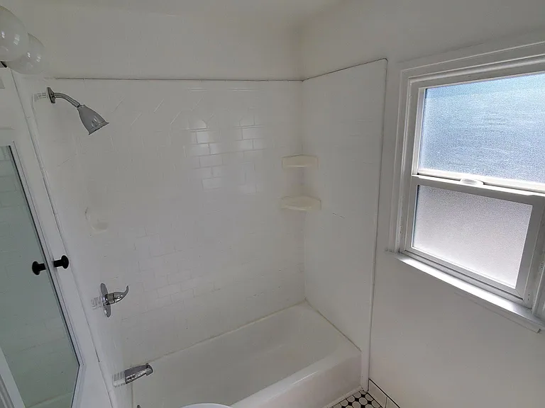 1728 6th Ave #1/2 — Photo 8