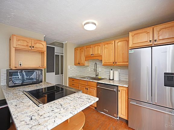 3rd image of 11786 Elkwood Dr