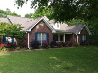 64 Shelton Cir, Deatsville, AL 36022