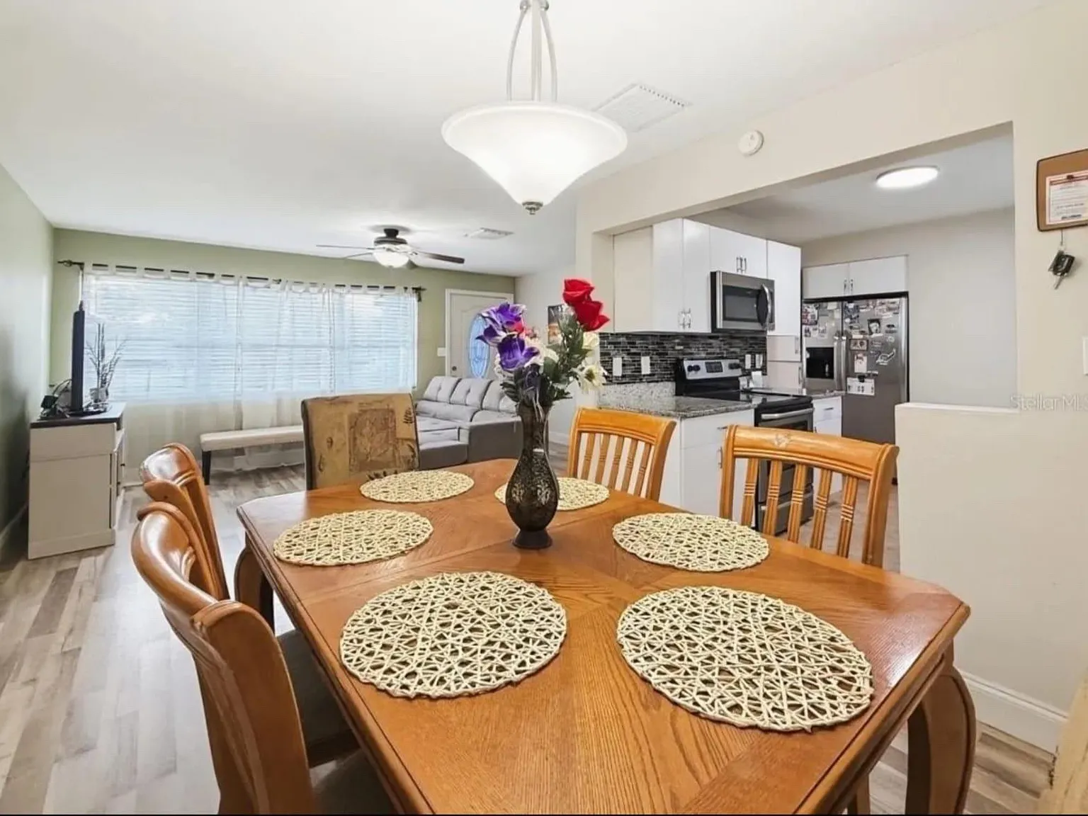 3 bed, 1651 sqft, $2,400 — Photo 4