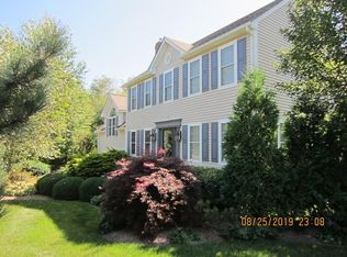 3 Richards Ave, Rutland, MA 01543