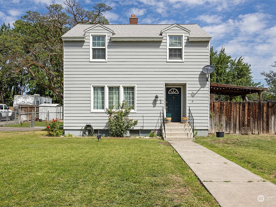 1st image of 712 Van Giesen Street