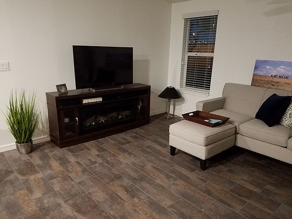 4th image of 17506 W Van Buren St #43