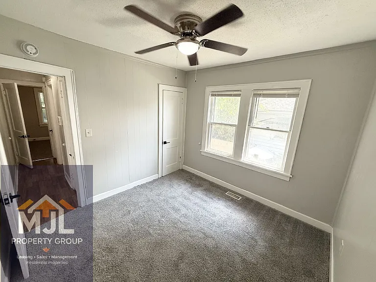 4012 E 27th St — Photo 17