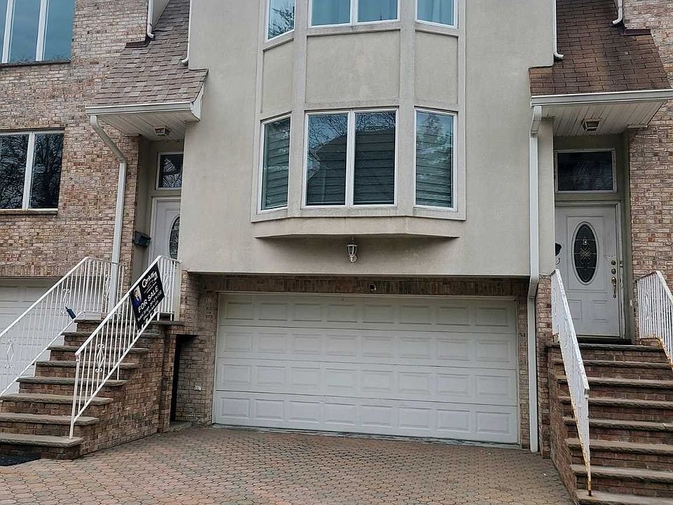 1st image of 1556 Anderson Ave #D