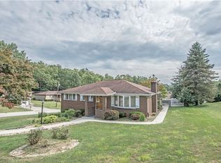 1593 Hedy Lynn Dr, North Huntingdon, PA 15642
