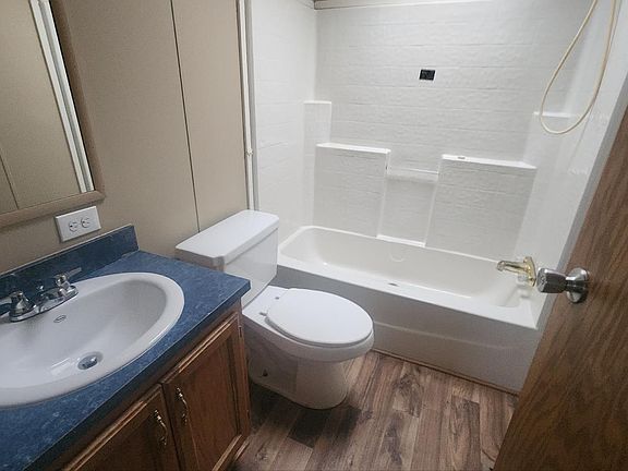 4th image of 1053 Wheatridge Ct