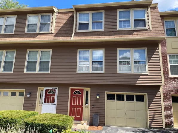 110 Heritage Dr Unit 110, Tewksbury, MA 01876