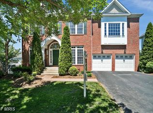 405 Summer Garden Way, Rockville, MD 20850