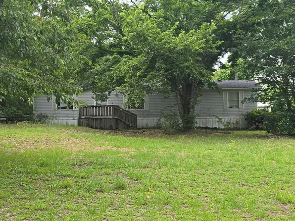 15 Will Rd, Crawfordville, FL 32327