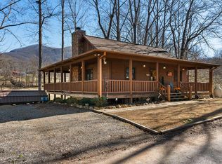 1780 Hunnicut Rd, Hiawassee, GA 30546