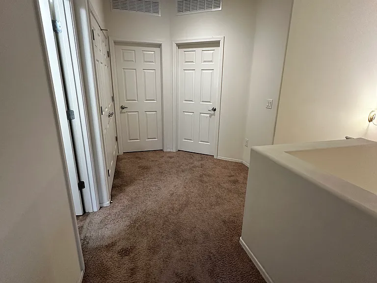 4150 N Thurston Ln #100 — Photo 22