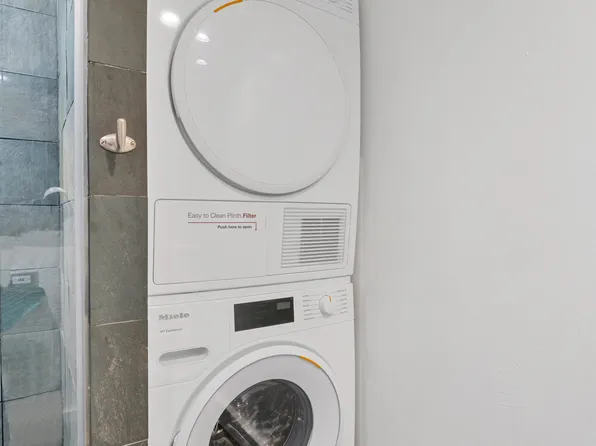 415 West 55th Street 4D image 9 of 10