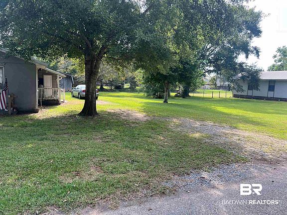 4th image of 21075 S Cypress St