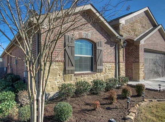Thoughtful landscaping creates picture perfect scenery.