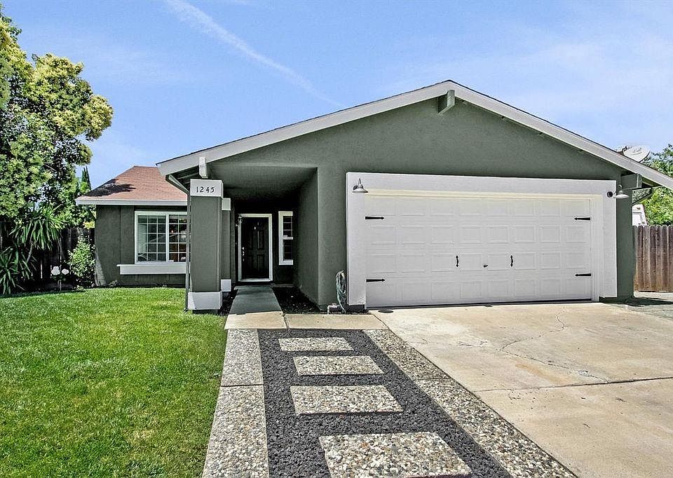 1st image of 1245 Tarrogana Dr