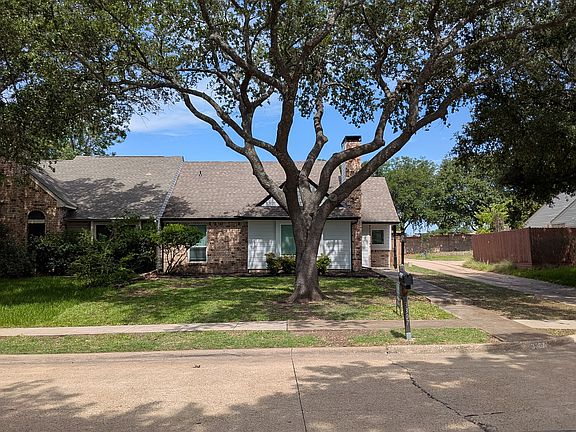 3rd image of 3307 Foxboro Dr