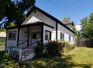 712 Cedar St, Mount Shasta, CA