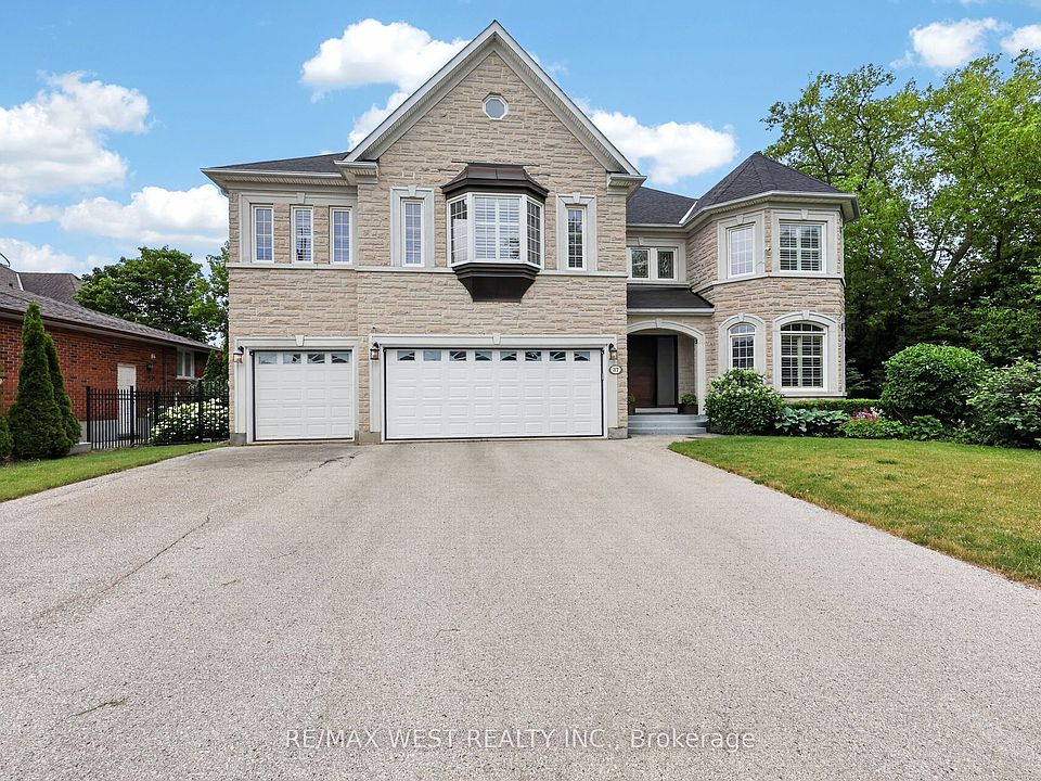 1st image of 37 Maple Grove Ave