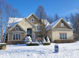 8508 Tartan Fields Dr, Dublin, OH 43017