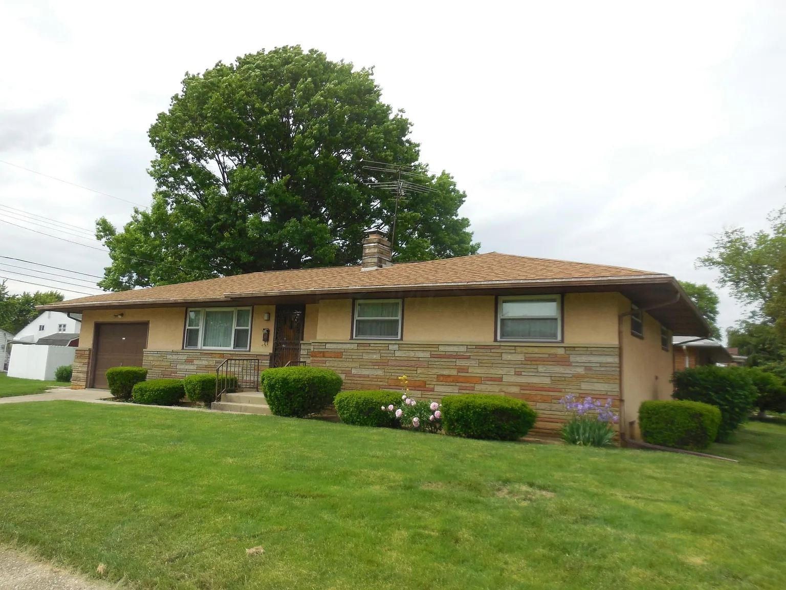 4212 Astor Ave photo 1