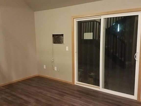 4th image of 1833 W Mallon Ave APT 2