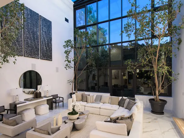 1378 N Doheny Dr, Los Angeles, CA 90069