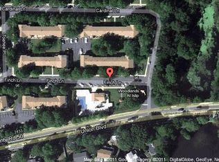 8 Christine Ln, Yaphank, NY 11980