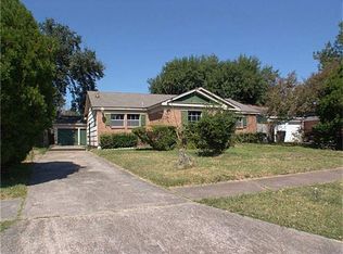 6843 Ridgeway Dr, Houston, TX 77087