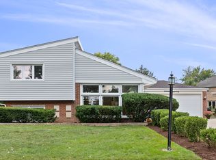 9400 Octavia Ave, Morton Grove, IL 60053