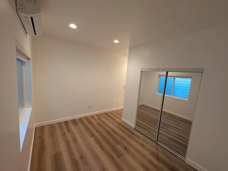 rear master suite bedroom