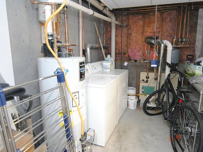 7 Meadowview Cir — Photo 32