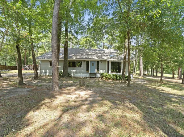 27607 Decker Woods Dr, Magnolia, TX 77354