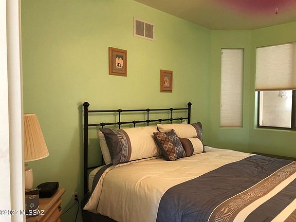 5th image of 525 W Deerview Ct