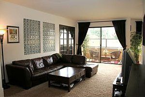 2nd image of 2324 S Beverly Glen Blvd Unit 108