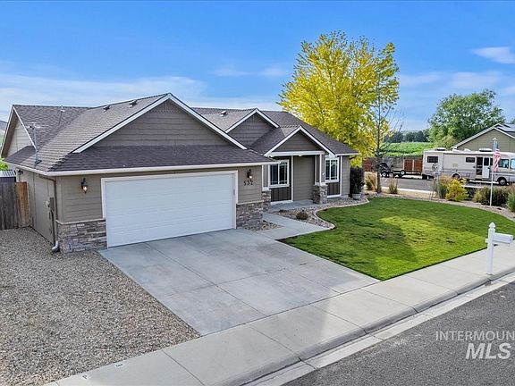 3rd image of 532 Morning Dove Way