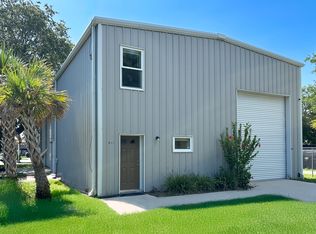 833 S 9th St, Fernandina Beach, FL 32034