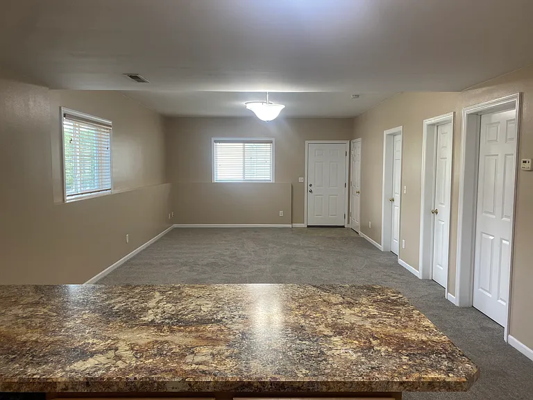 2070 Bald Eagle Ct #2070 — Photo 4