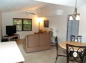 4th image of 1186 Yacht Club Blvd