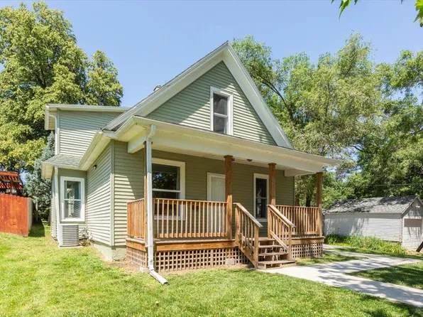6212 Lake St, Omaha, NE 68104