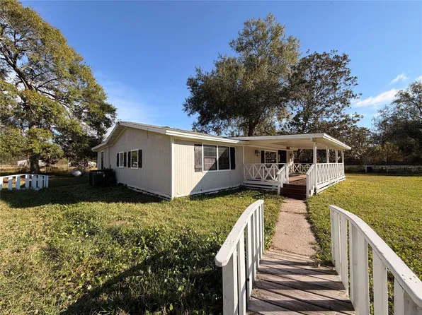 356 County Road 2321, Dayton, TX 77535