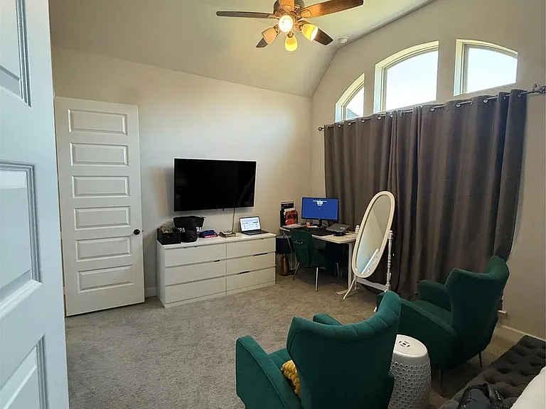 563 Santa Rosa Hills Dr — Photo 24