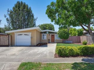 844 Lakeknoll Dr, Sunnyvale, CA 94089