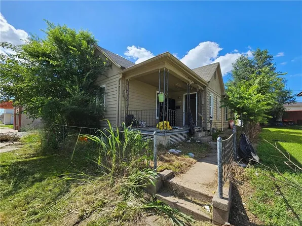 1735 Commercial St, Saint Joseph, MO 64503