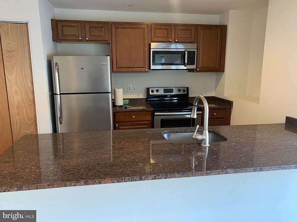 1st image of 530 S 2nd St APT Gu1