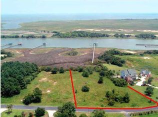 5 Pelican Bay Dr, Awendaw, SC 29429