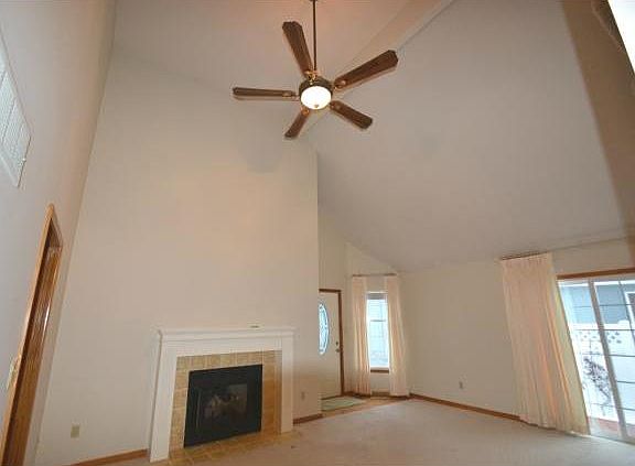 5th image of 1416 NW Primrose Ln