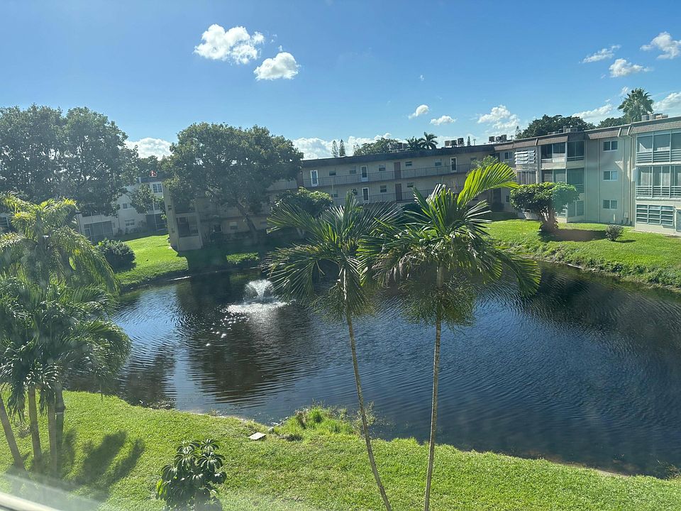 1st image of 721 Lori Drive #305